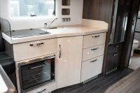 Phoenix Top-Alkoven 8300 BMRSL -AHK-Lithium-Hydr.Stützen (15/24)