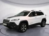 Jeep Cherokee 3,2 Trailhawk - Jeep Grand Cherokee: Trailhawk