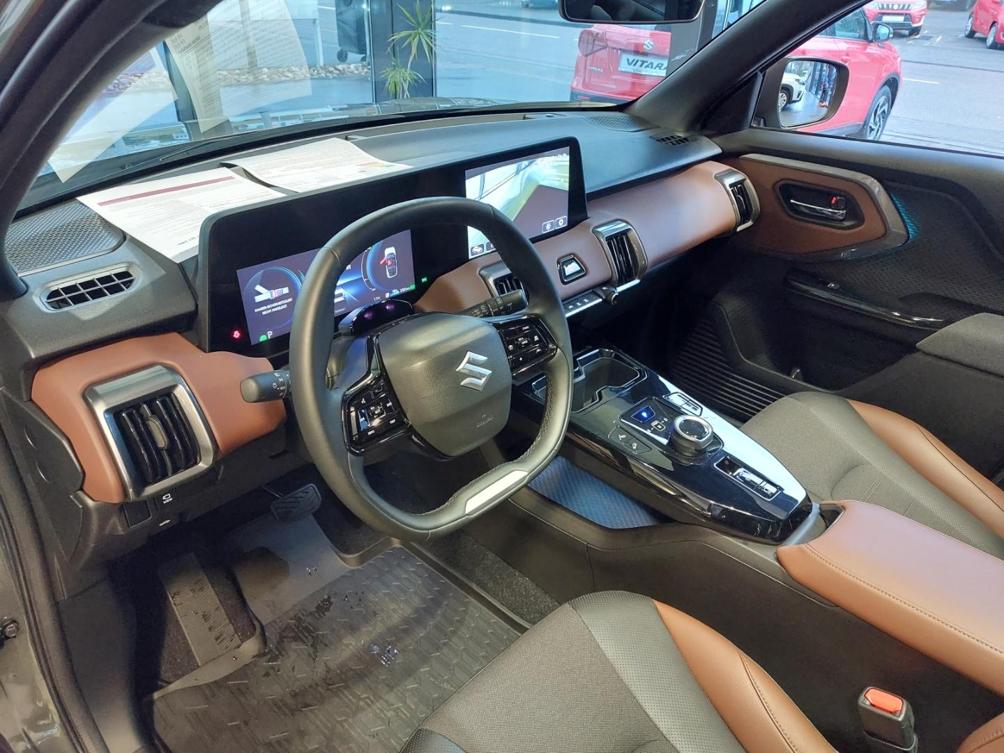 Suzuki e Vitara Comfort + Allgrip  Panorama LED 4 WD
