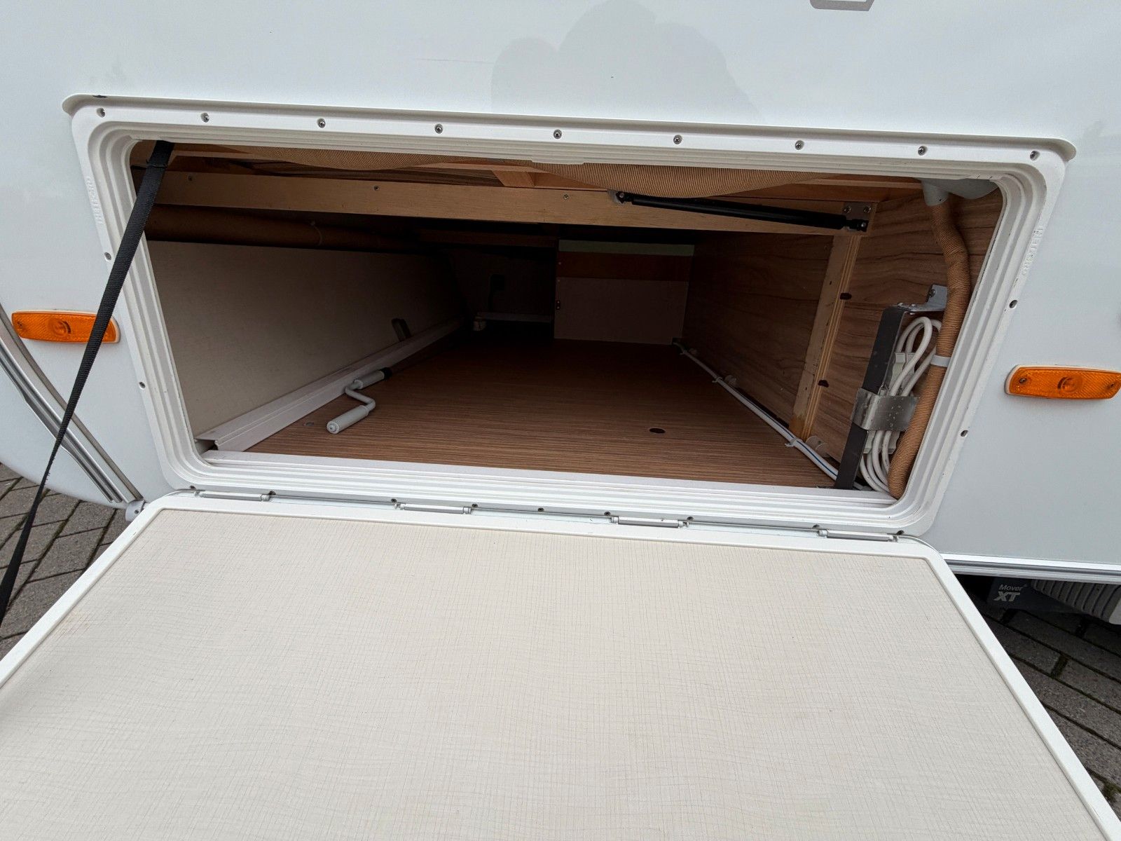 Fahrzeugabbildung HYMER / ERIBA / HYMERCAR Eriba Nova Light 425