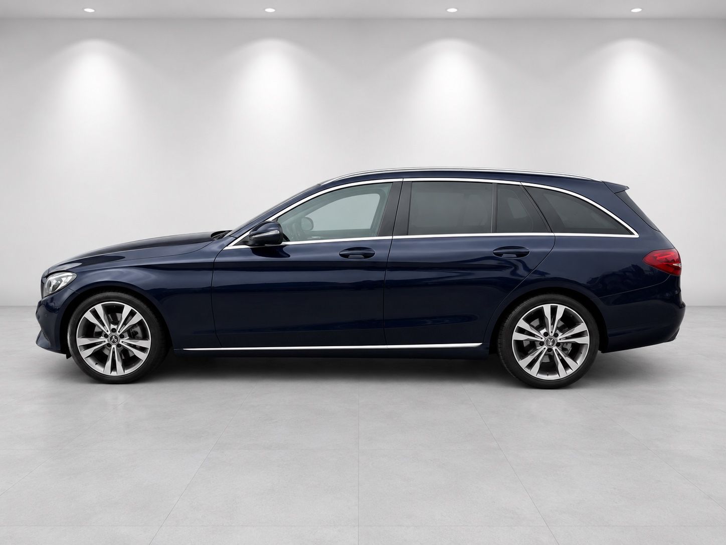 MERCEDES-BENZ C 180 T-Modell | AVANTGARDE | DISTRO 360° STHZ