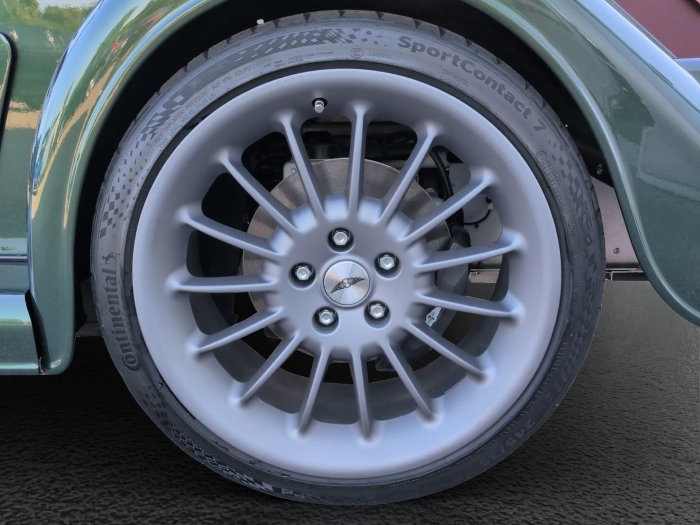 Morgan Plus 6 Special-Edition 92/1000*Leder SHZ Koffer