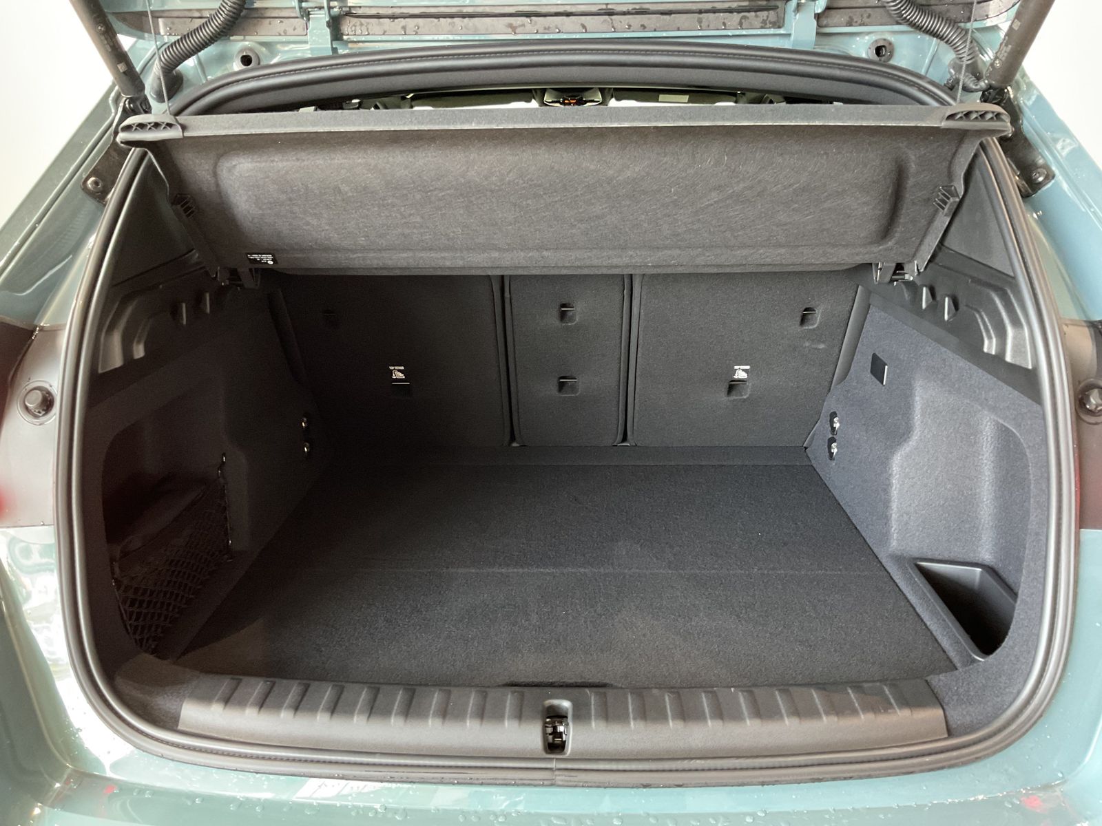 Fahrzeugabbildung BMW X1 xDrive30e M Sportpaket pro, Panorama-Glasdach