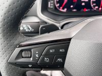 Seat Arona 1.5 TSI DSG FR AHK KAM 5J GAR NEUES MODELL bei Autohaus Landmann & Maier OHG