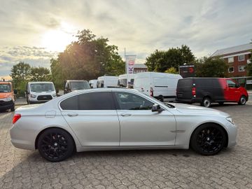 BMW 730 - 7