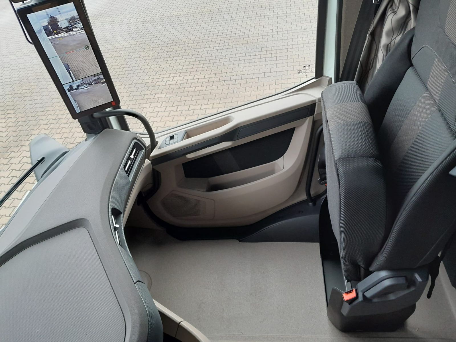 Fahrzeugabbildung DAF XG 480 FT