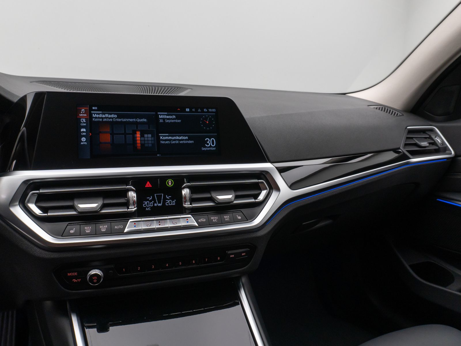 Fahrzeugabbildung BMW 320d Sport Line DAB HiFi PDC Geschwindigkeitsreg