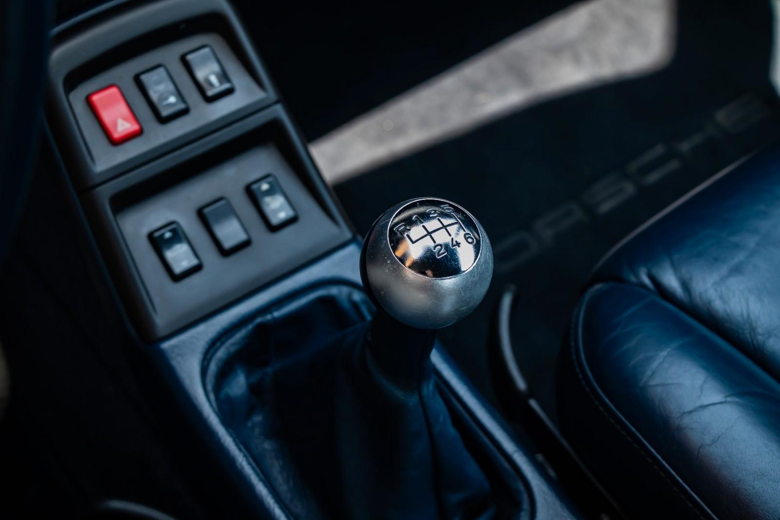 Porsche 993 Carrera Cabriolet