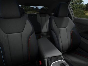 صورة 9 لـ 2025 BMW M240I