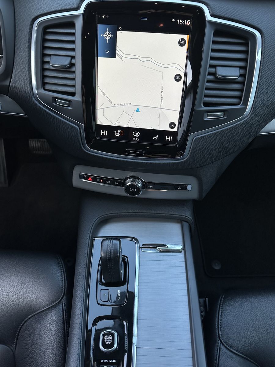 Fahrzeugabbildung Volvo XC90 R Design AWD 7-Sitzer NAV+LED+19ZO+ACC
