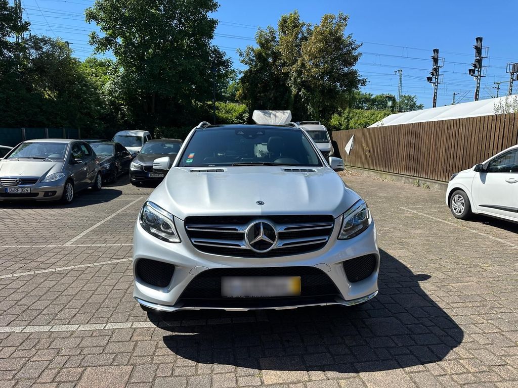 Image of Mercedes-Benz GLE 350