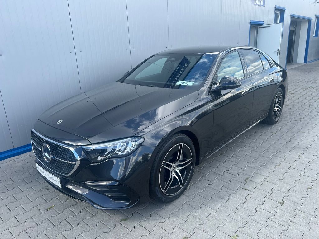 Mercedes-Benz E 200 — hlavná fotografia