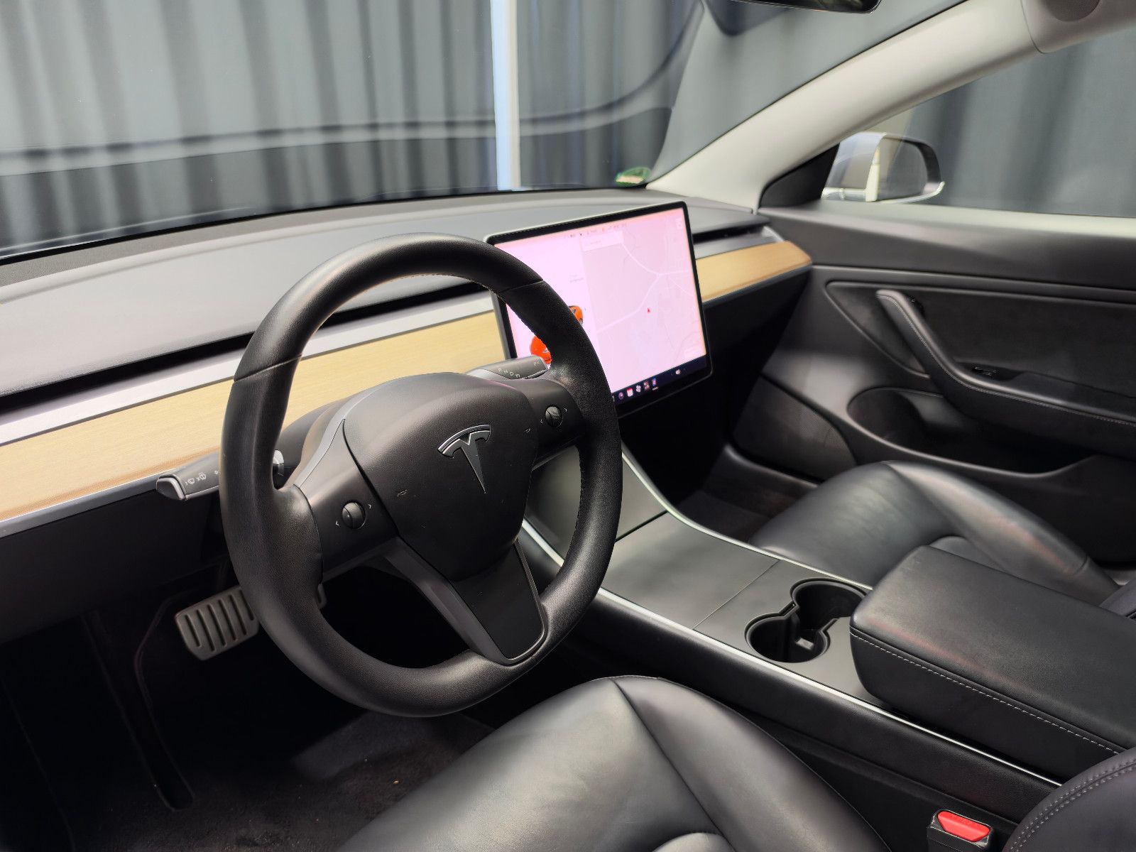 Fahrzeugabbildung Tesla Model 3 Performance Dual AWD |PANO|PREMIUM-SOUND