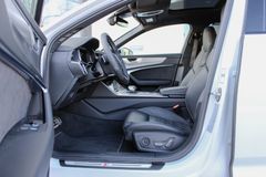 AUDI A6 Avant 45 TFSI quattro S LINE/ MATRIX LED/ B&O AUDI A6 Avant 45 TFSI quattro S LINE/ MATRIX LED/ B&O