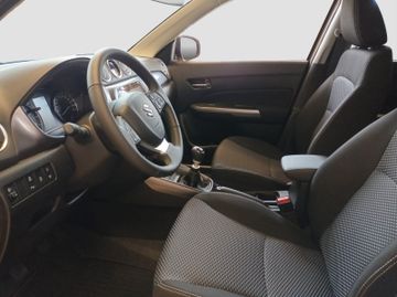 Fotografie 9 des Suzuki Vitara 1.4 Mild-Hybrid Comfort 4x2