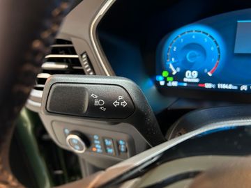 Ford Kuga Titanium 1,5 NEUES MODELL