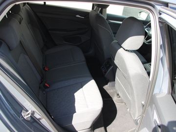Volkswagen Golf VIII 1.5 TSI Life Move KLIMA LED NAVI ALU