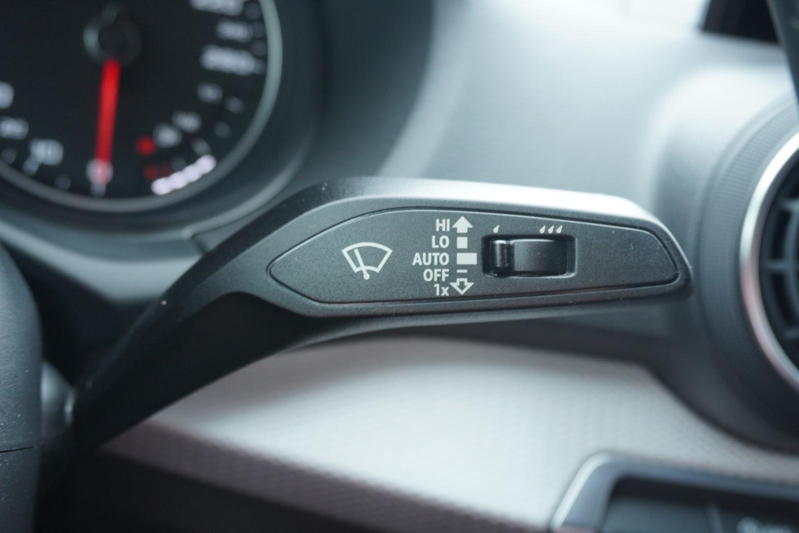 Audi Q2 1.0 TFSI LED Navi Sitzheizung Keyless-Go