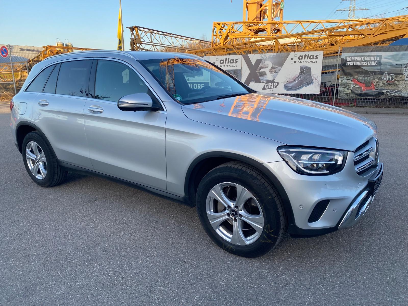 Mercedes-Benz GLC 220d,Standheizung,360°K,Distr,Spur+Totwinkel