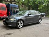 BMW 120d mit Sportpaket aus erster Hand - BMW 120: 120d 1er