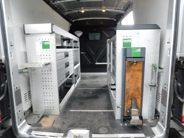 Ford Transit - 10