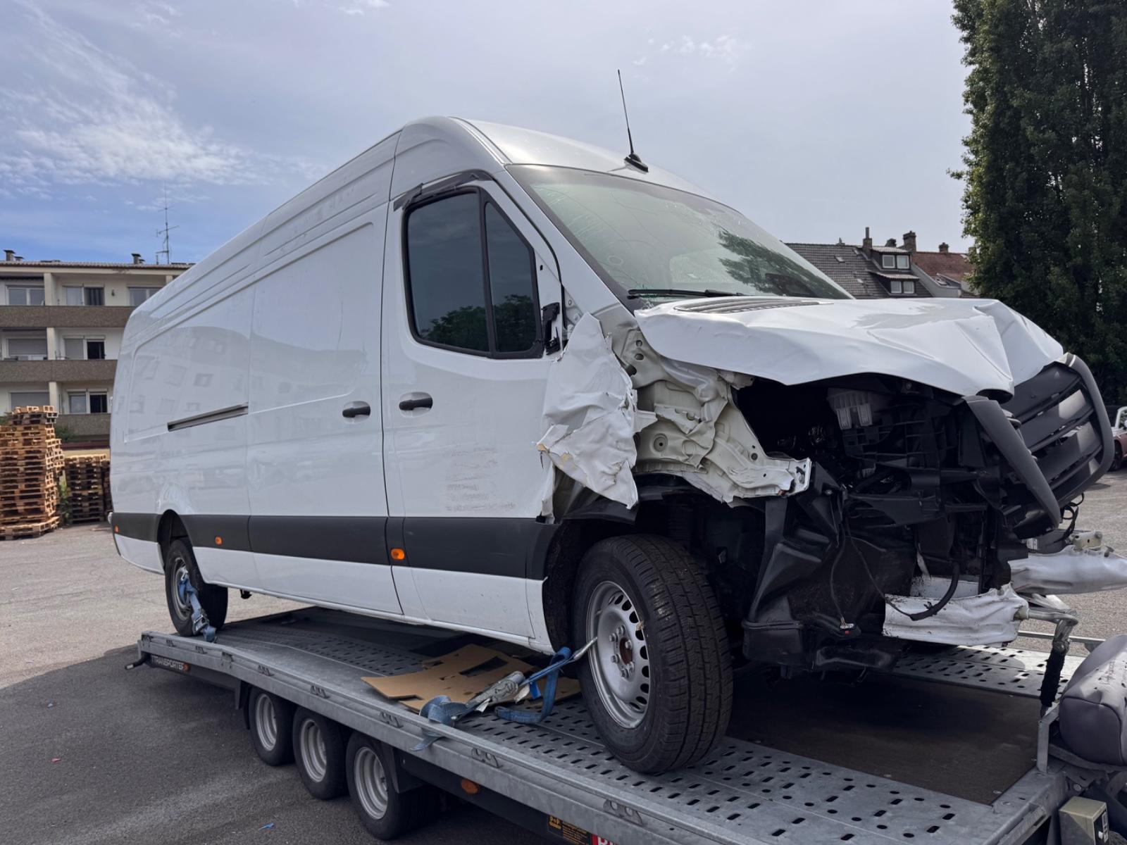 Mercedes-Benz Sprinter 317 CDI Extralang-Navi-Kamera-Luftf.