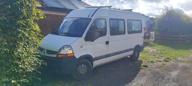 Renault Master - 9 Sitzer - Fensterbus