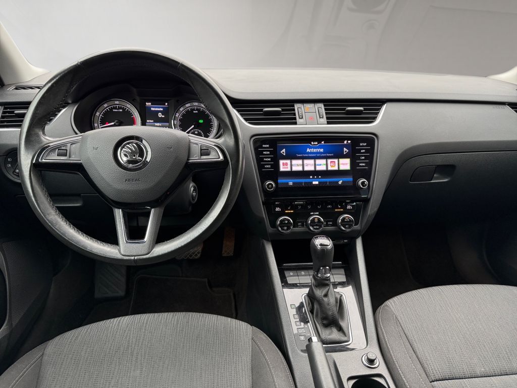 Fahrzeugabbildung SKODA Octavia Combi 1.8 TSI DSG Style