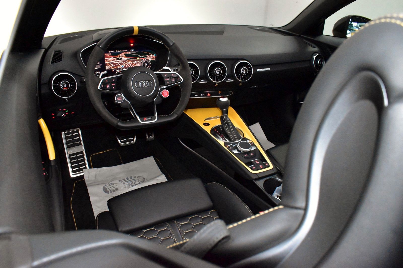 Fahrzeugabbildung Audi TT RS Roadster quattro,Exclusive,B&O,Matrix,+WR