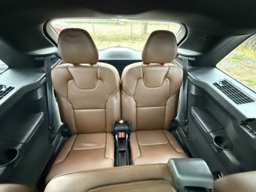 Volvo XC90 - 8