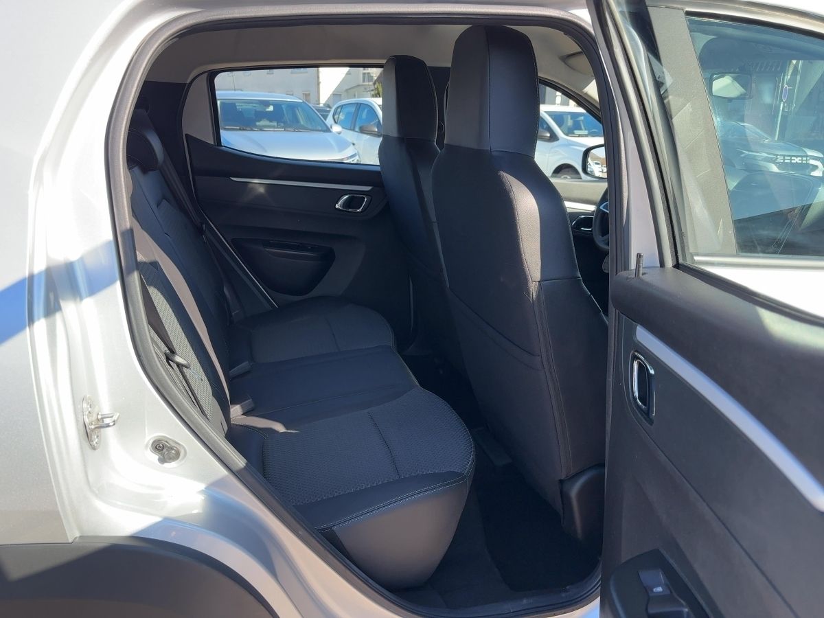 Fahrzeugabbildung Dacia Spring Essential 45 CCS