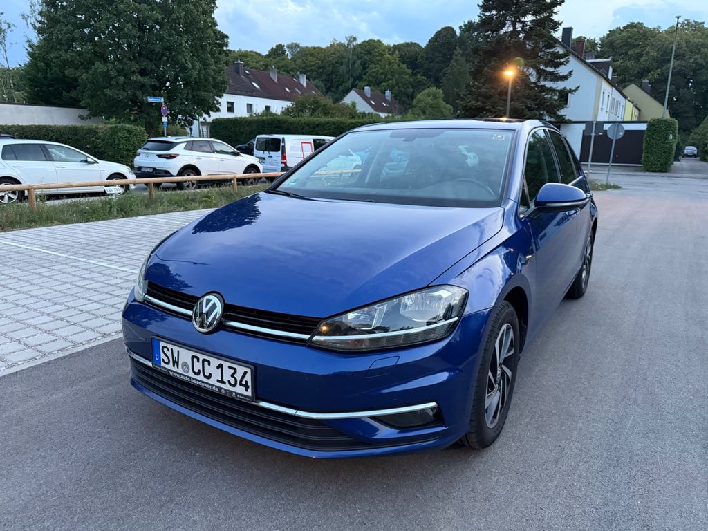 Image of Volkswagen Golf