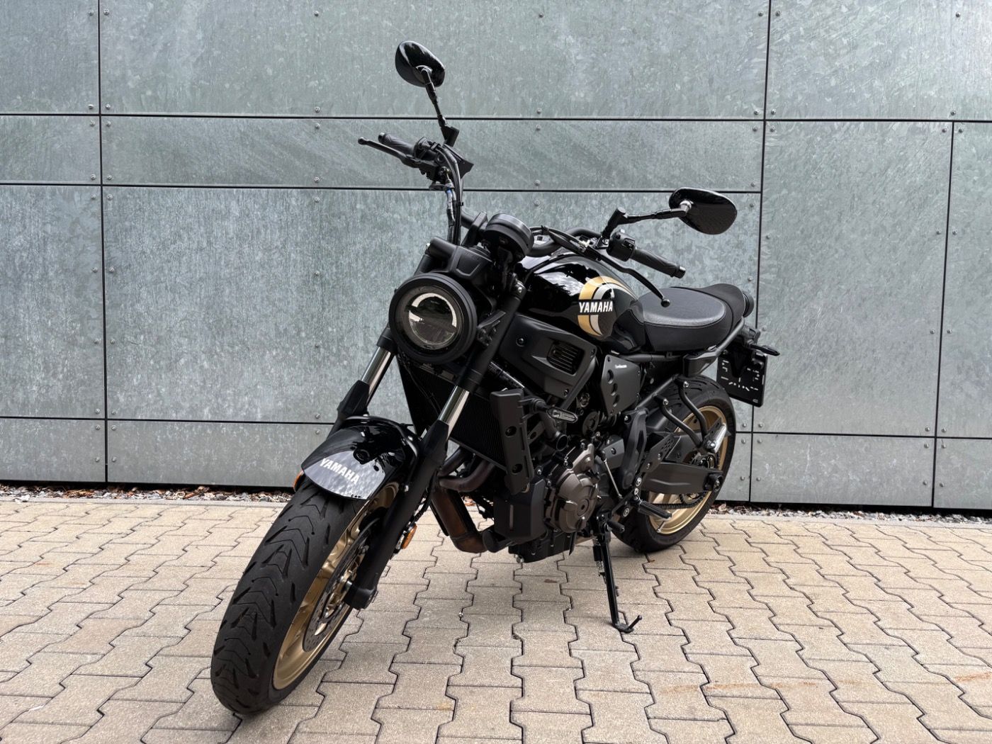 Fahrzeugabbildung Yamaha XSR 700