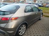 Honda Civic 1.8 Comfort Comfort - Honda Civic aus 2008 mit Benzin-Antrieb