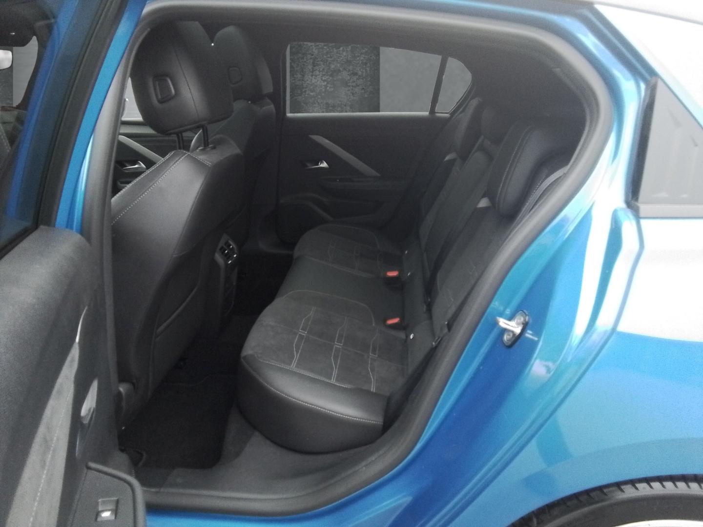 Opel Astra Electric Ultimate inkl. 300€ Ladeguthaben 