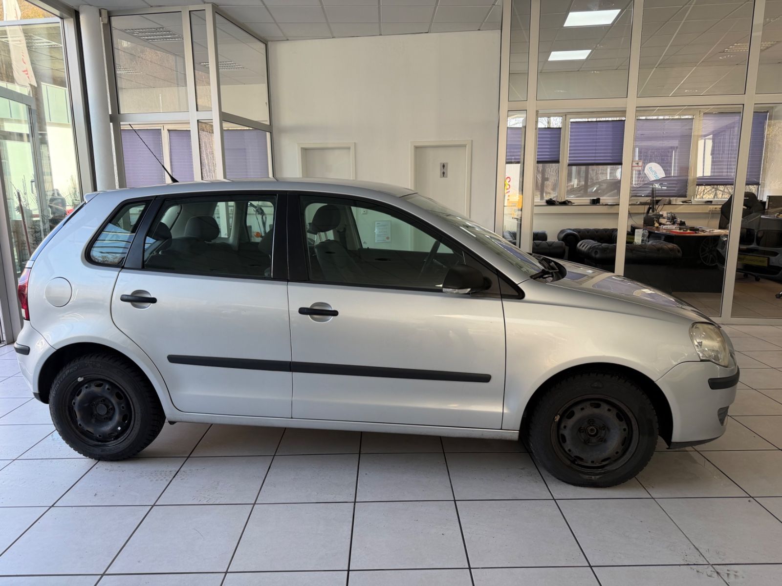 Fahrzeugabbildung Volkswagen Polo IV Trendline