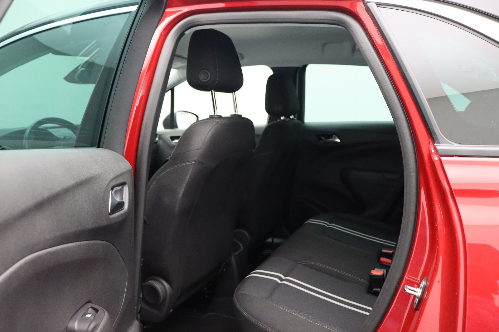 Fahrzeugabbildung Opel Crossland 1.2 Elegance AHK/LED/DAB/AppleCP/RK