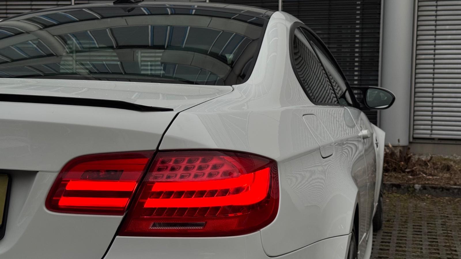 BMW M3 E92 V8 4.0 420 ch BVA - CUIR - BI-XENON - HARMAN KARDON