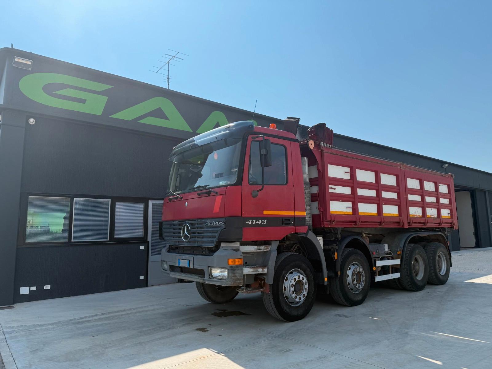 Mercedes-Benz Actros 4143K Kipper 20cbm 8x4 40Ton Klima Manual