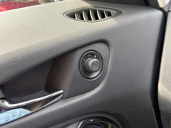 Fahrzeugabbildung Opel Zafira 1.4 Turbo Innovation PDC FULL-LED SHZ AHK