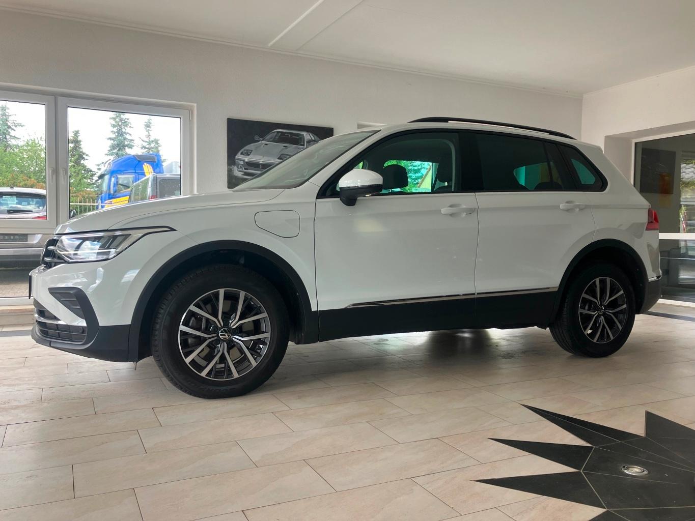 Volkswagen Tiguan 1.4 TSI eHybrid DSG Life Digital Cockpit