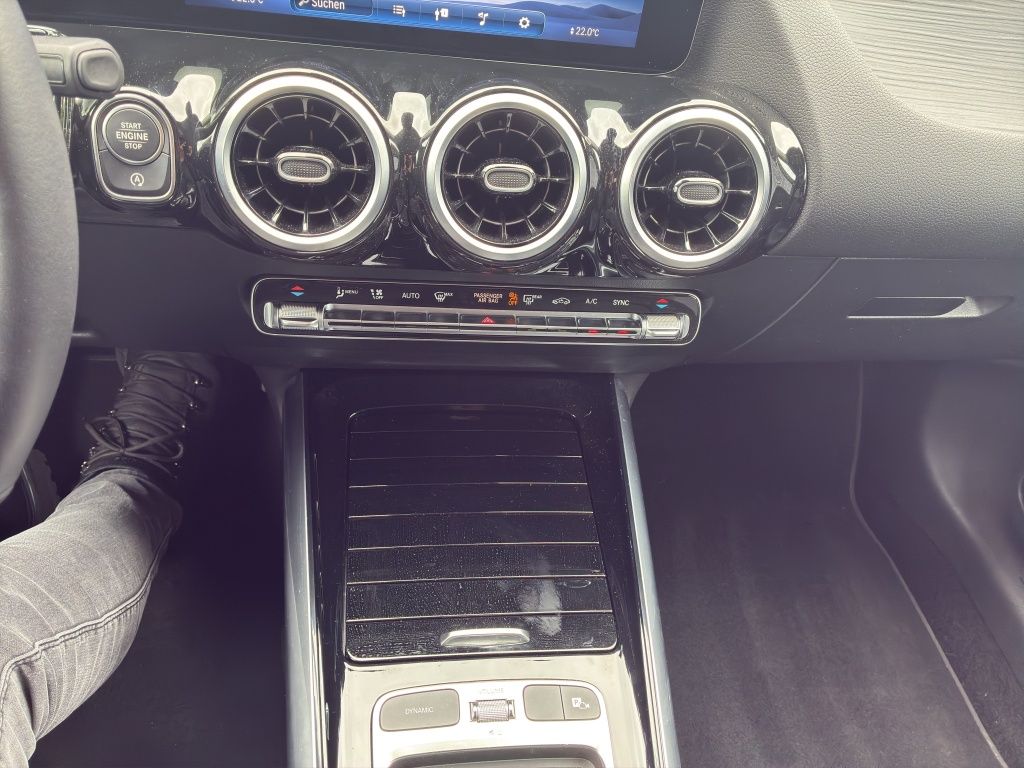 Fahrzeugabbildung Mercedes-Benz B 200 AHZV*LED*RFK*DAB*THERMOTRONIC*LENKRADHZG*