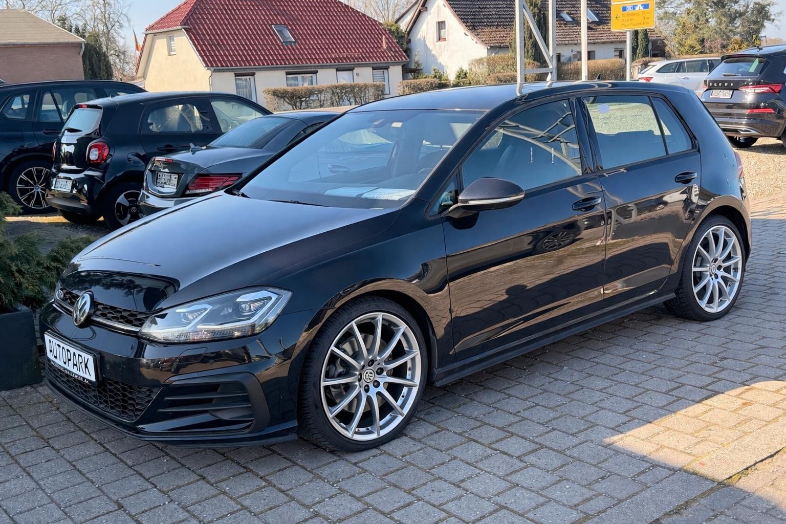 Volkswagen Golf VII Lim. GTD *LED*NAVI*DSG*SHZ*PDC*1.HAND*