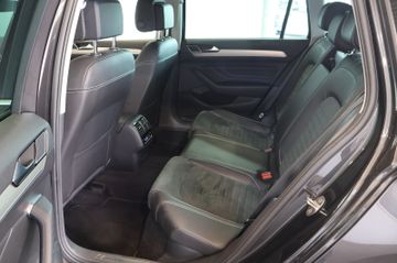 Volkswagen Passat 2.0 TDI Elegance MATRIX+ACC+KAM+AHK