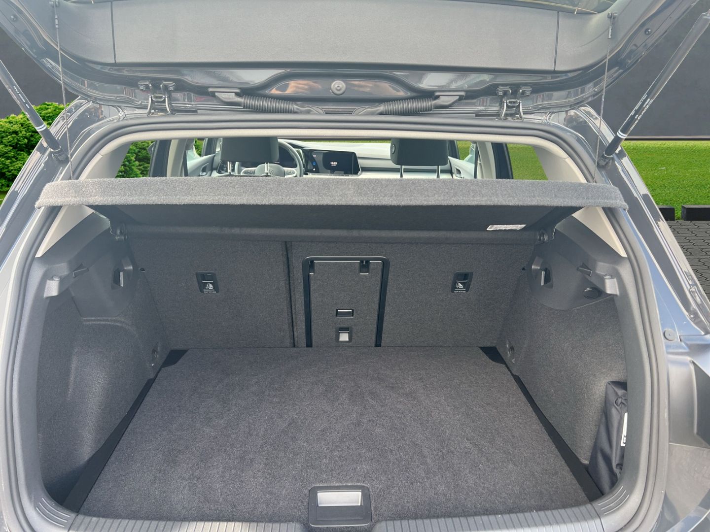 Golf VIII 2.0 TDI DSG Move Navi digitales Cockpi