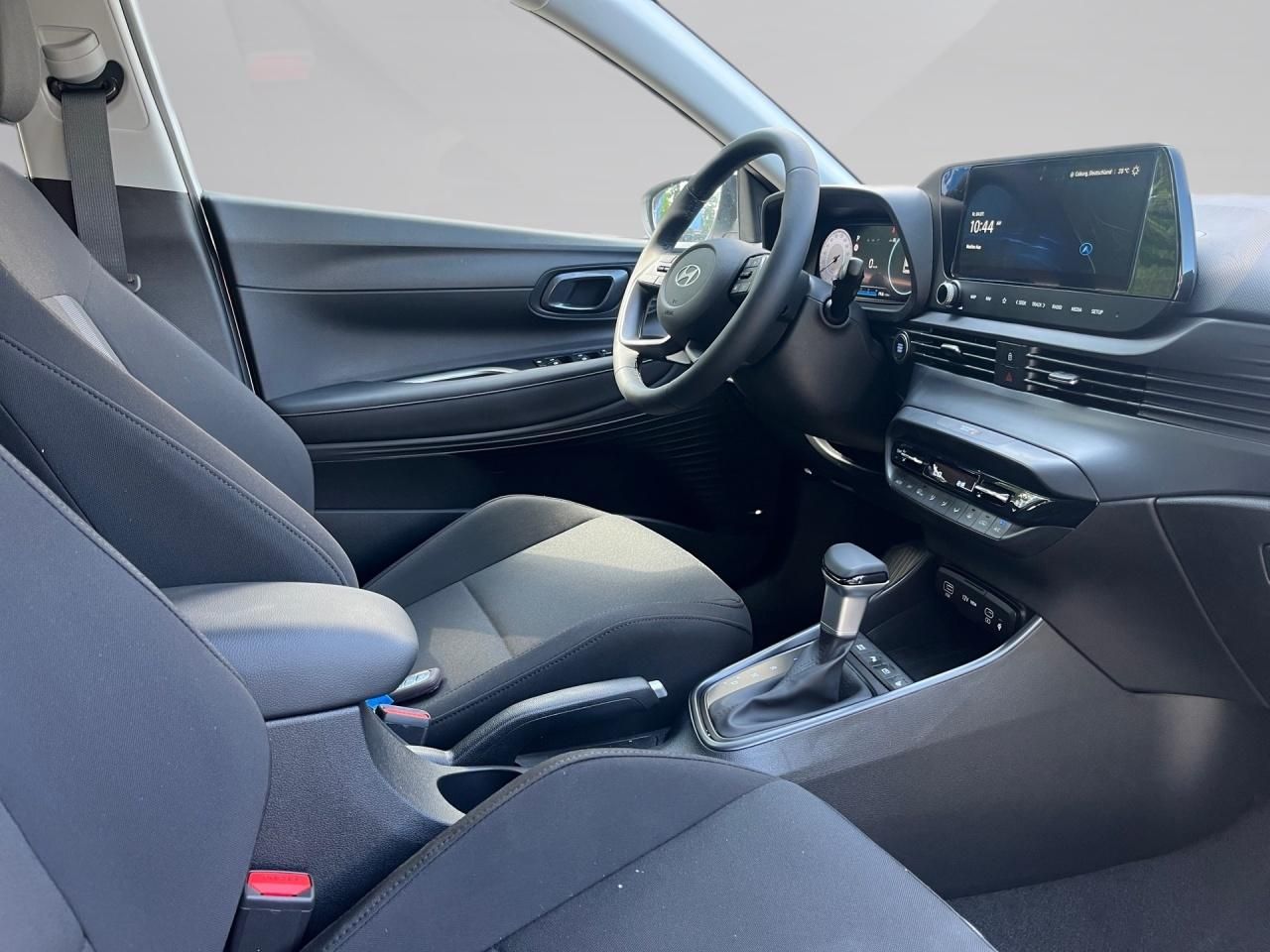 Fahrzeugabbildung Hyundai i20 PRIME *4xSHZ*LED*NAVI*KAMERA*BOSE-SOUND*BT*