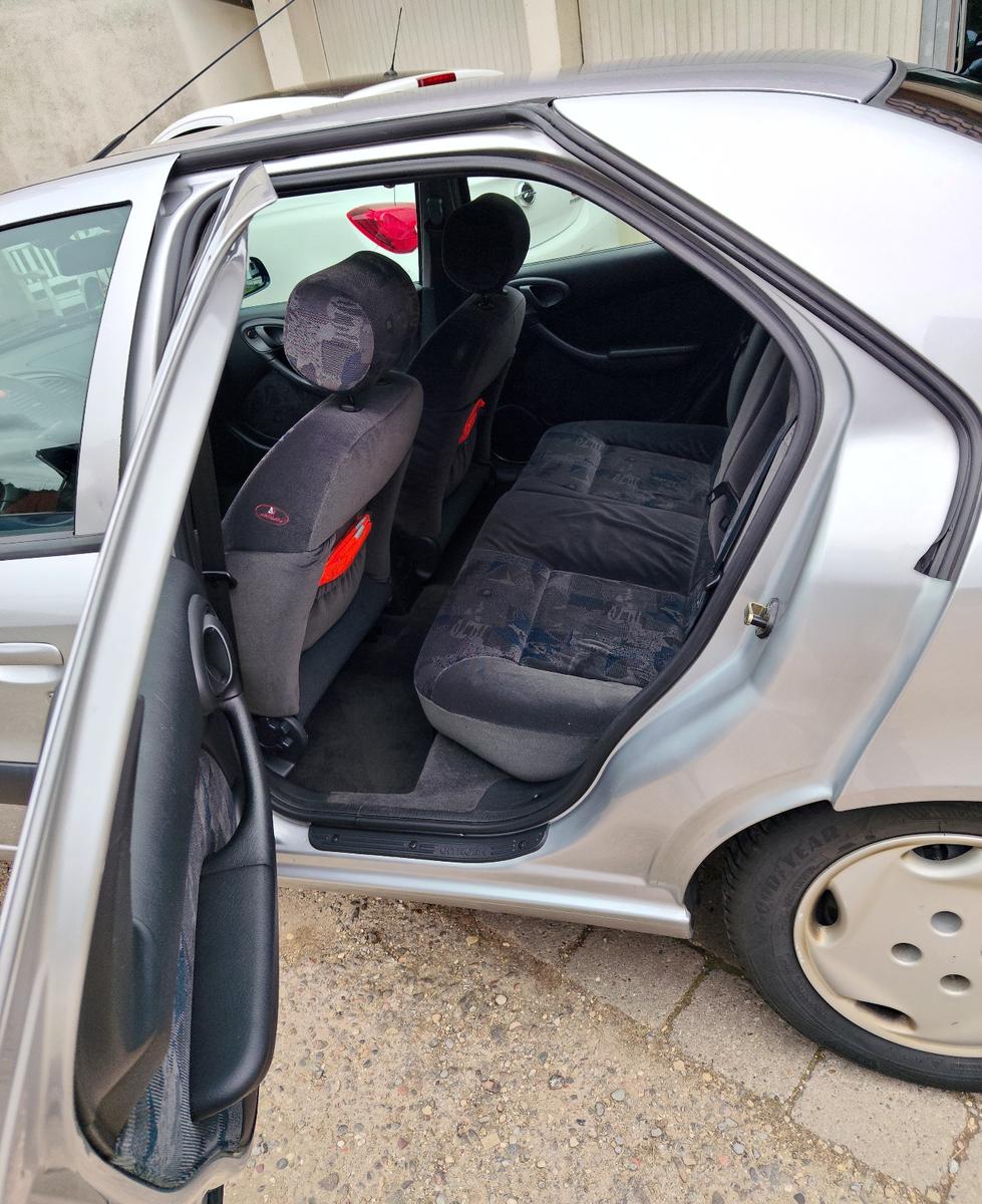 Citroën Xsara 1.6 Exclusive -- gepflegter fast Oldtimer