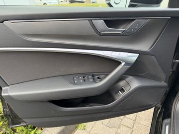 Audi A6 - 6