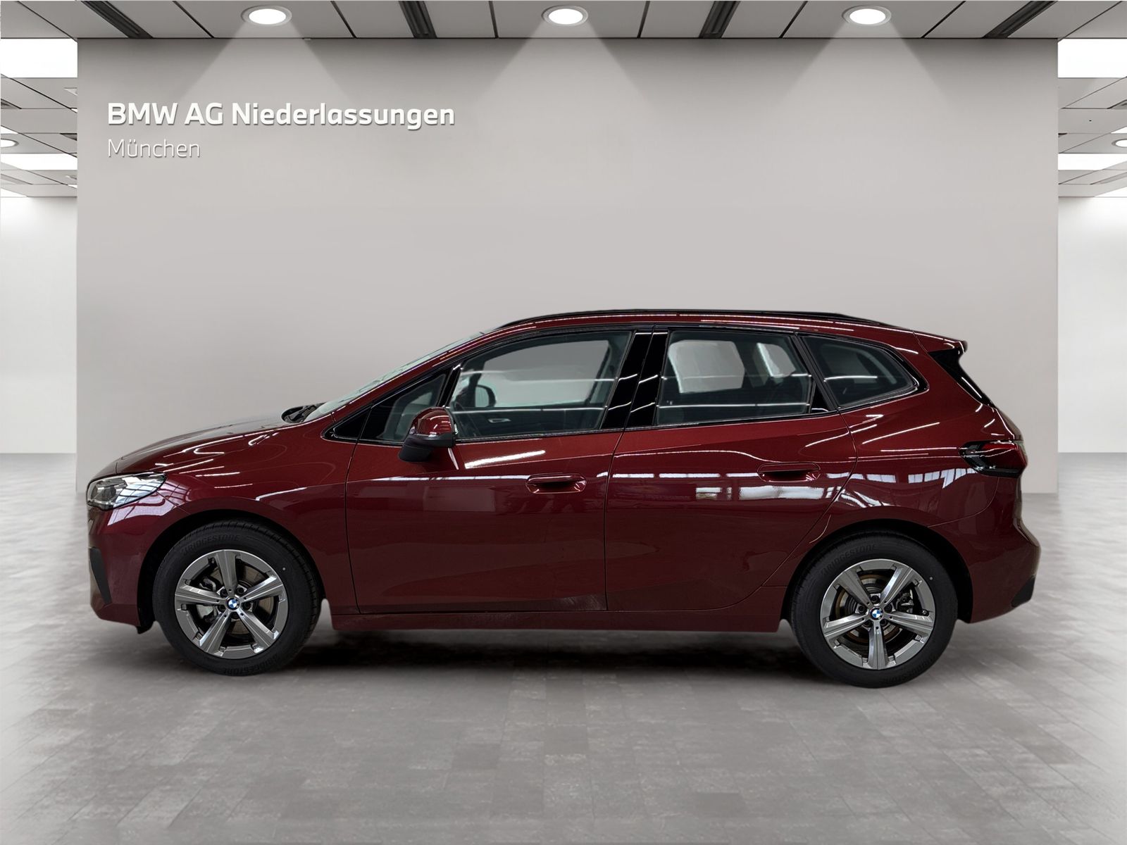 BMW 220 Active Tourer - Bild 2
