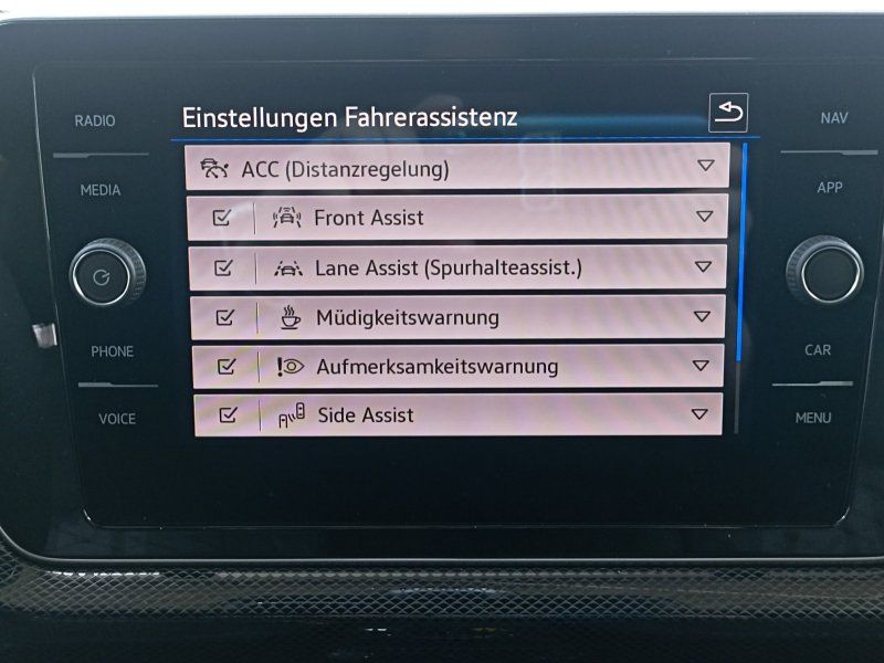 Fahrzeugansicht 14 Fahrzeugabbildung Volkswagen T-Cross 1.5 TSI R-Line DSG 1 AHK+MATRIX+NAVI+TRA